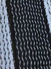 Cargar imagen en el visor de la galería, Crochet Negra y Blanca, L (3 Cajas), Algodón Crochet
